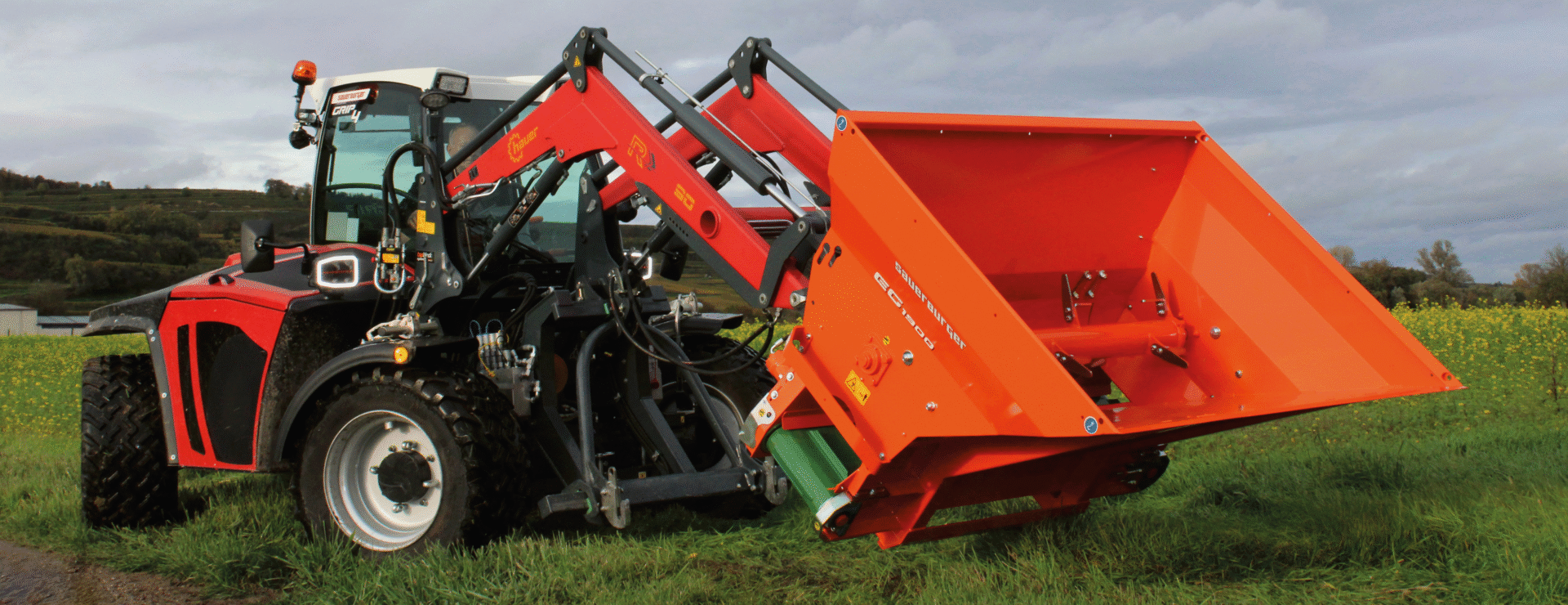 sauerburger-grip4-eg-einstreugerät-frontlader-tierhaltung