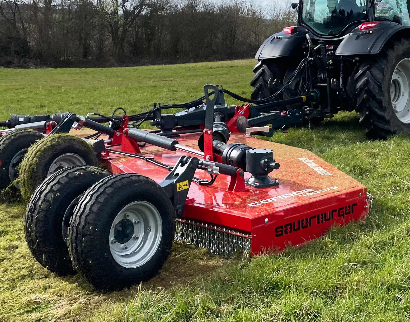 Condor-FXS-Sauerburger-Mulcher-Mulchgerät-Grossflächenmulcher-Sichelmulcher-Sichelmulchgerät