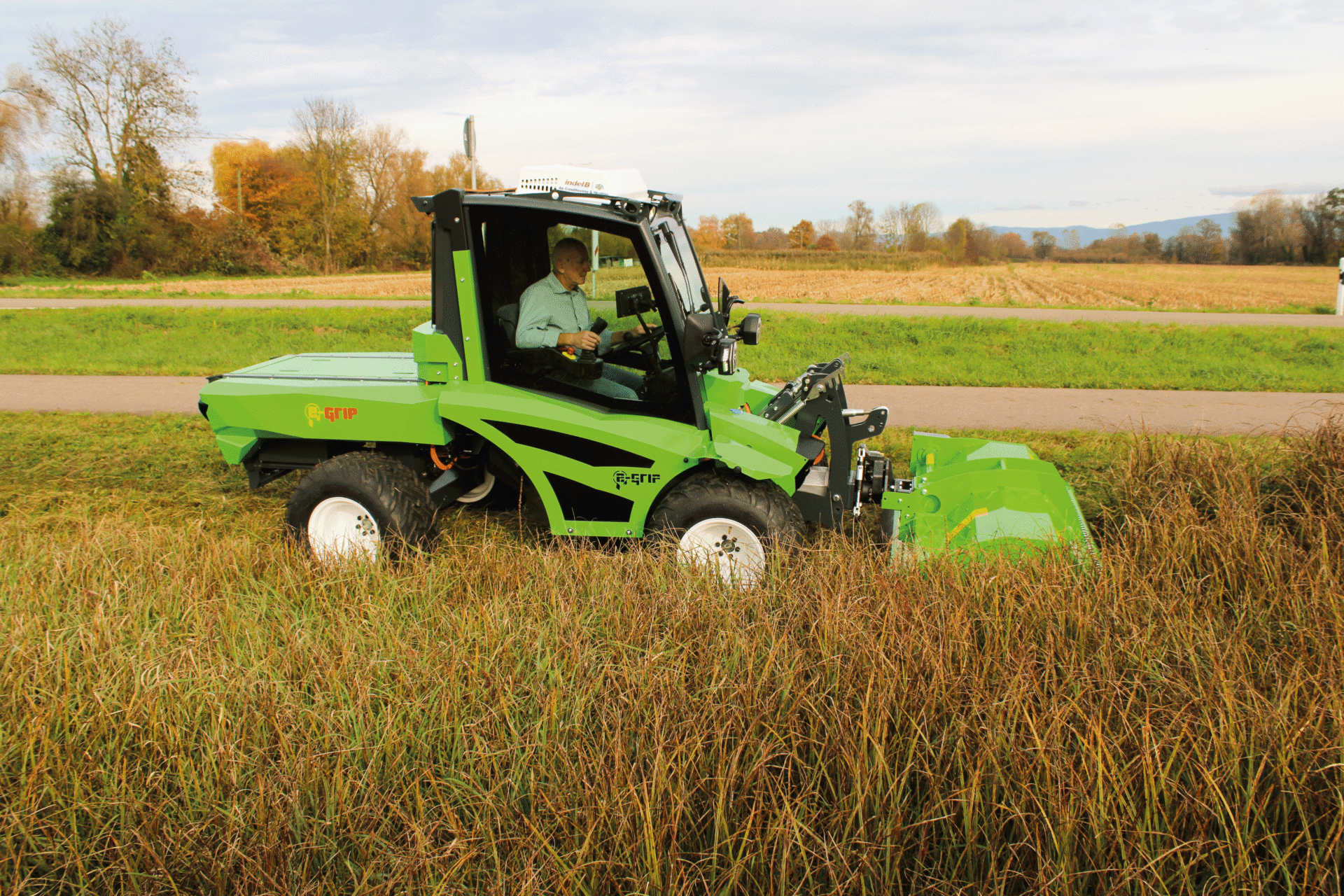 e-grip-grip-sauerburger-mulcher-mähwerk-innovation-elektro-elektrofahrzeug-kommunal-landwirtschaft
