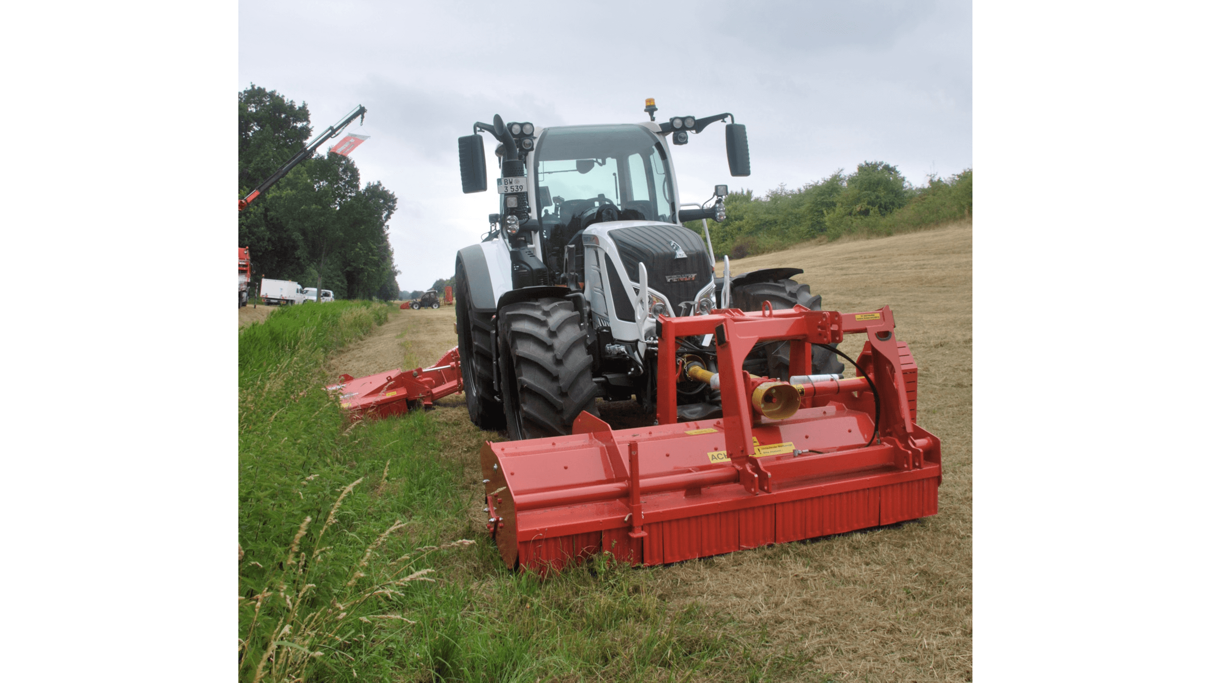 FXS-Sauerburger-Mulcher-WM-Weidemulchgerät-Mulchgerät-H+F-Weide
