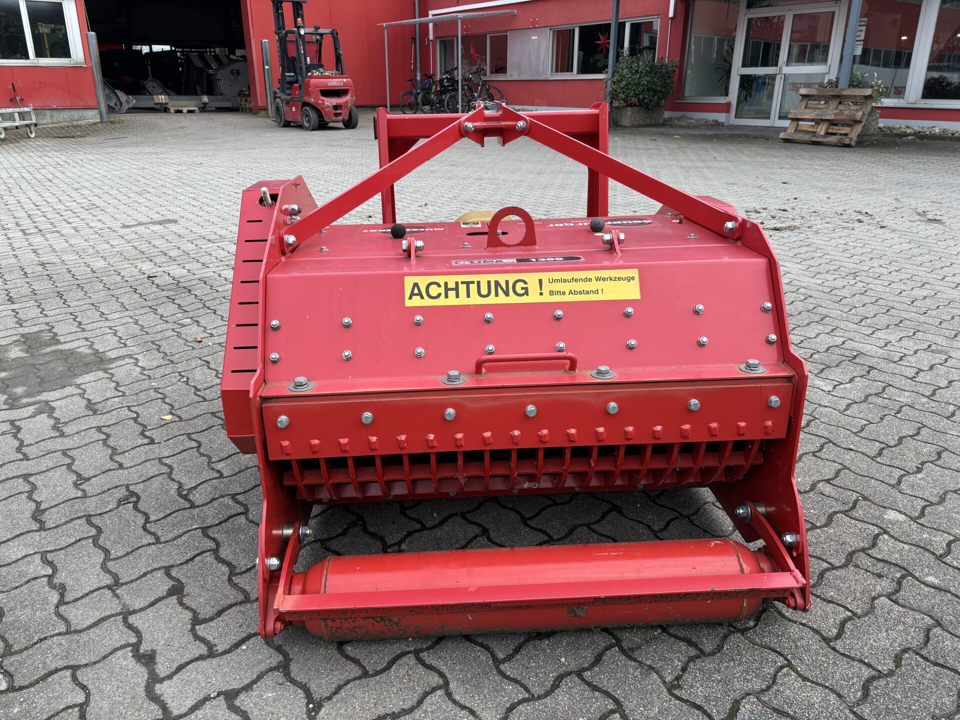 Sauerburger-Gerät-Lima-Grip4-Grip4-70-140-Holz-Zerkleinerer-Weinbau-Obstbau